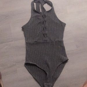 Kendall & Kylie gray body suit top💕💕💕